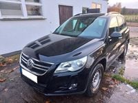 Gebraucht VW Tiguan Trendline 122 PS (89 kW) 2011 Schwarz SUV