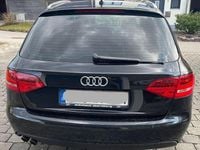 Gebraucht Audi A4 Attraction 143 PS (105 kW) 2011 Schwarz Kombi