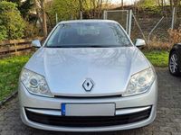 Gebraucht Renault Laguna III Expression 110 PS (80 kW) 2010 Silber Limousine