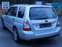 Käytetty Subaru Forester Active 158 HP (116 kW) 2006 Hopea Katumaasturi