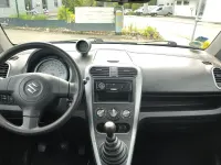 Gebraucht Suzuki Splash 65 PS (47 kW) 2009 Weiß Kleinwagen