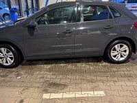 Gebraucht VW Polo Comfortline 95 PS (69 kW) 2018 Grau Kleinwagen
