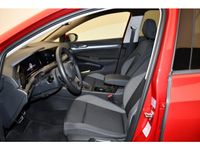 Gebraucht VW Golf VIII Active 116 PS (85 kW) 2023 Kings red metallic (metallic) Kombi