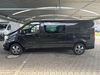 Gebraucht Opel Vivaro 145 PS (106 kW) 2016 Mitternacht schwarz mi2 Van / Kleinbus