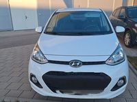 Gebraucht Hyundai i10 Passion Plus 87 PS (63 kW) 2016 Weiß Kleinwagen