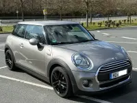 Usado Mini Cooper 102 HP (75 kW) 2017 Cinzento Citadino