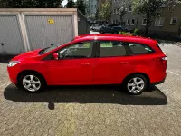 Gebraucht Ford Focus 100 PS (73 kW) 2013 Rot Kombi