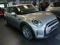 Gebraucht Mini Cooper Essential 136 PS (100 kW) 2023 Silber Kleinwagen