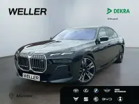Gebraucht BMW M760 571 PS (419 kW) 2023 Carbonschwarz Limousine
