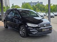Gebraucht VW Touran Highline 150 PS (110 kW) 2024 Schwarz Van / Kleinbus