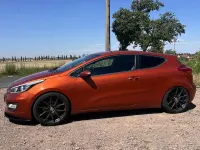 Gebraucht Kia Ceed Edition 7 135 PS (99 kW) 2013 Orange Kleinwagen