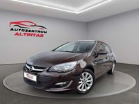 Usata Opel Astra 140 CV (102 kW) 2013 Marrone Berlina