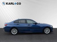 Gebraucht BMW 320 Shadowline 190 PS (139 kW) 2023 Phytonicblau metallic Limousine