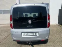 Gebraucht Fiat Doblò 120 PS (88 kW) 2012 Silber Van / Kleinbus