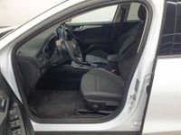 Gebraucht Ford Focus Cool & Connect 125 PS (91 kW) 2020 Weiß Limousine