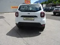 Używany Dacia Duster Expression 101 KM (74 kW) 2021 Biały SUV