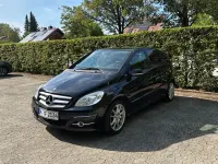 Gebraucht Mercedes B180 116 PS (85 kW) 2011 Schwarz Kleinwagen