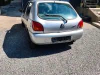 Używany Ford Fiesta Style 75 KM (55 kW) 1999 Srebrny Hatchback