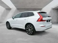 Gebraucht Volvo XC60 Core 197 PS (144 kW) 2023 Weiß SUV