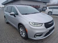 Gebraucht Chrysler Pacifica 291 PS (214 kW) 2023 Silber Van