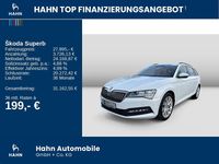 Gebraucht Skoda Superb Ambition 150 PS (110 kW) 2023 Moonweiss metallic Kombi