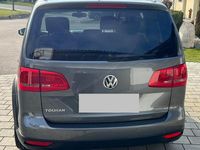 Gebraucht VW Touran 140 PS (102 kW) 2015 Grau Van / Kleinbus