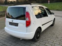 Gebraucht Skoda Roomster 69 PS (50 kW) 2009 Weiß Van / Kleinbus