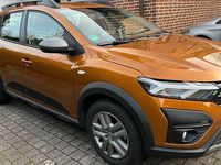 Gebraucht Dacia Sandero Expression 91 PS (66 kW) 2023 Orange Limousine
