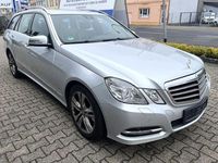 Gebraucht Mercedes E200 Avantgarde 184 PS (135 kW) 2012 Silber Limousine