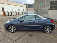 Gebraucht Peugeot 207 CC 156 PS (114 kW) 2012 Blau Cabrio