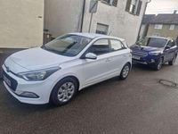 Gebraucht Hyundai i20 YES! 101 PS (74 kW) 2017 Limousine
