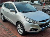 Gebraucht Hyundai ix35 163 PS (119 kW) 2013 Silber SUV
