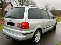 Gebraucht VW Sharan Freestyle 140 PS (102 kW) 2005 Silber Van / Kleinbus
