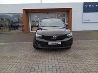 Gebraucht Volvo XC40 Core 169 kW (231 PS) 2022 Onyx black / metallic SUV