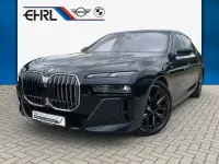 Gebraucht BMW 740 M Sport 299 PS (219 kW) 2025 Carbonschwarz Limousine