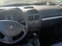 Gebraucht Renault Clio II 75 PS (55 kW) 2002 Grau Kleinwagen