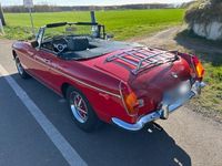 Second-hand MG B 102 CP (75 kW) 1978 Roșu Cabrio