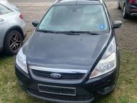 Gebraucht Ford Focus Ambiente 101 PS (74 kW) 2008 Grau Limousine