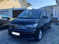 Gebraucht VW Multivan Life 150 PS (110 kW) 2024 Schwarz Van / Kleinbus