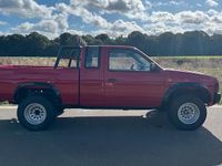 Gebraucht Nissan PickUp 80 PS (58 kW) 1994 Rot Pickup