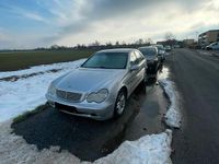Gebraucht Mercedes C220 143 PS (105 kW) 2001 Silber Limousine