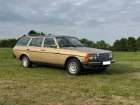 Gebraucht Mercedes E280 185 PS (136 kW) 1982 Gold Kombi