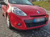 Gebraucht Renault Clio III 75 PS (55 kW) 2009 Rot Kleinwagen
