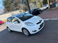 Gebraucht Toyota Yaris Edition 99 PS (72 kW) 2010 Weiß Kleinwagen