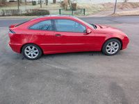 Gebraucht Mercedes CL200 122 PS (89 kW) 2003 Rot Coupé