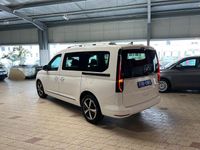 Gebraucht VW Caddy Maxi Style 122 PS (89 kW) 2022 Candyweiss Van / Kleinbus