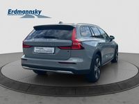 Gebraucht Volvo V60 CC Plus 197 PS (144 kW) 2023 Grau Kombi
