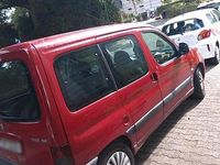 Gebraucht Peugeot Partner 90 PS (66 kW) 2005 Rot Van / Kleinbus
