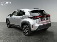 Neu Toyota Yaris Cross 131 PS (96 kW) 2026 Silber SUV
