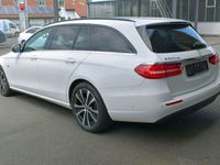 Gebraucht Mercedes E300 194 PS (142 kW) 2019 Weiß Kombi